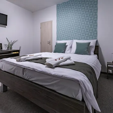 Pod Brezami** Guest house